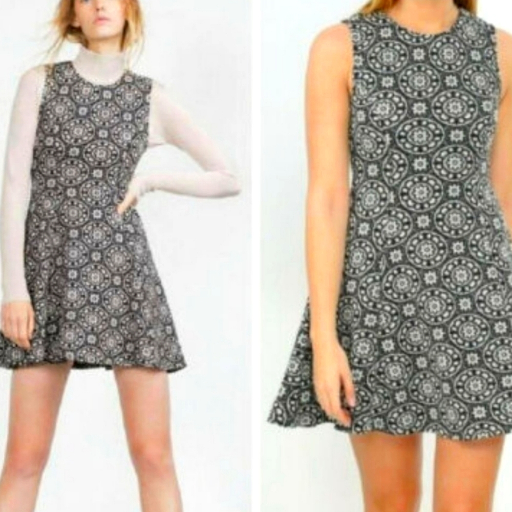 Zara Woman Geometric Floral Sleeveless Skater Dress